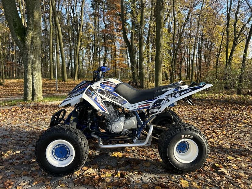 Lucky Star SWAP CB500