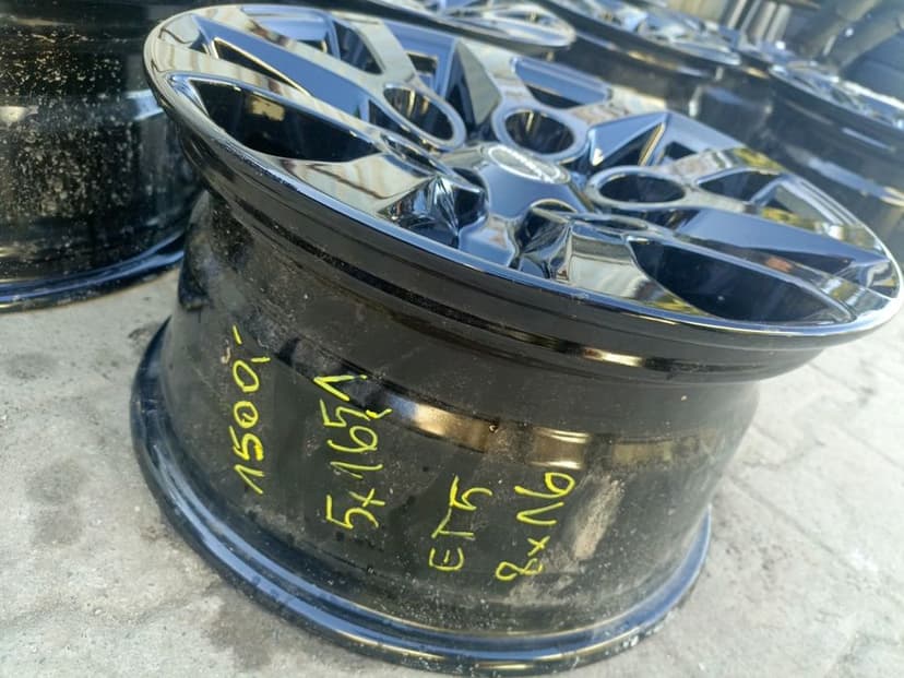 Firma aluminiowe land Rover Defender 5x165,1 et5 8jx16