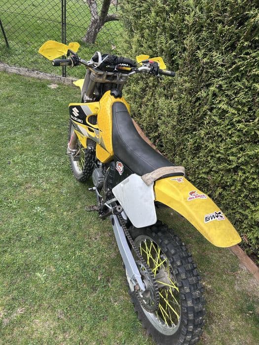 Suzuki RM 125  2T - stan bardzo dobry