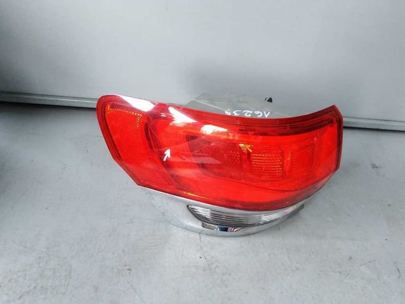 Jeep Grand Cherokee IV Światło Tylne Prawe Led