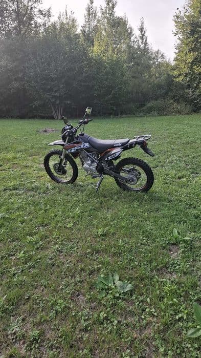 Cross ASIX DEFENDER 250cm3 na kołach 21/18"