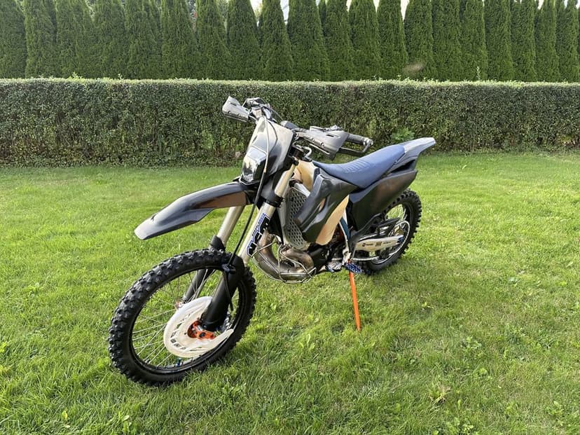 Husqvarna te 300 Ostatni gaznik
