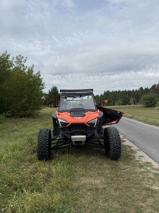 Buggy Polaris RZR TURBO X 2023