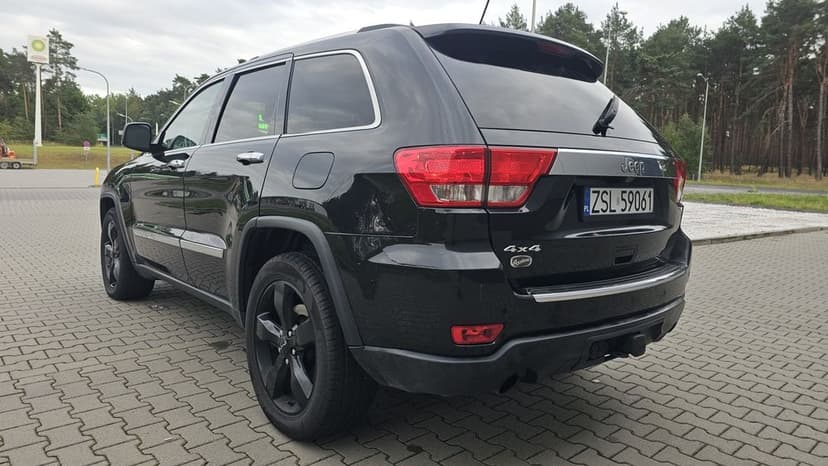 Jeep Grand Cherokee 4x4 2013r 5.7Hemi V8 zamiana