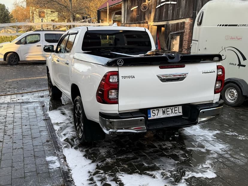 CESJA Pickup Toyota Hilux 2022 GWARANCJA