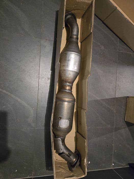 Filtr DPF Toyota Land Cruiser 200