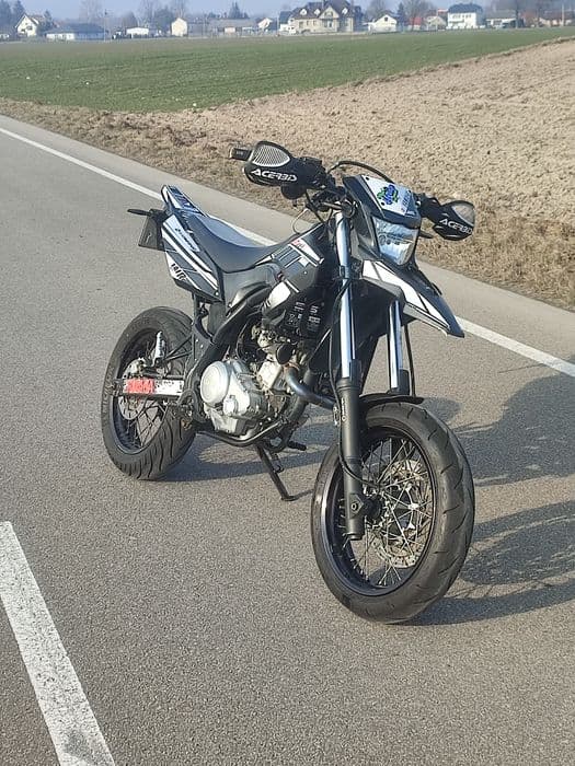 Yamaha WR 125/180 Supermoto