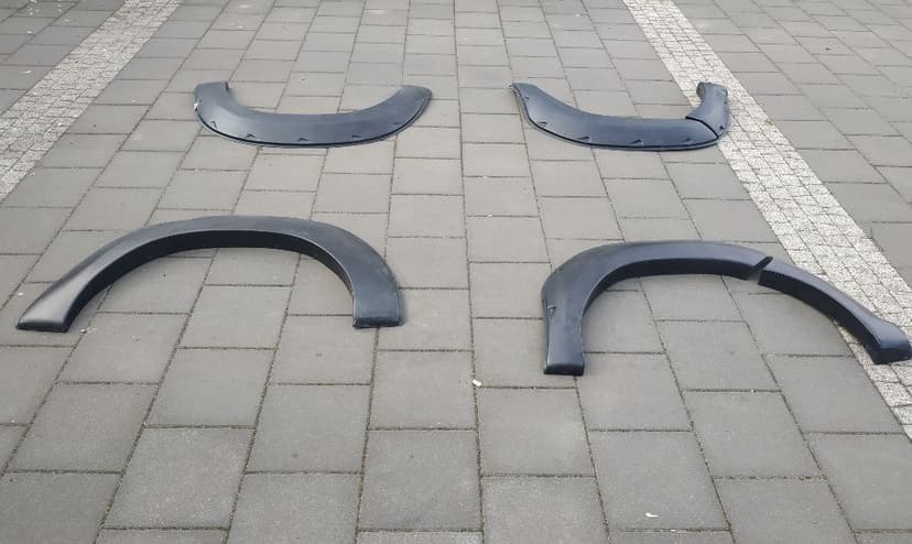 Toyota Hilux Revo Poszerzenia błotników 2015-