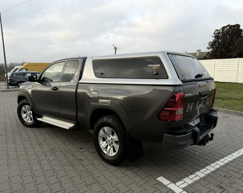 Zabudowa paki TOYOTA Hilux HARDTOP Oryginał