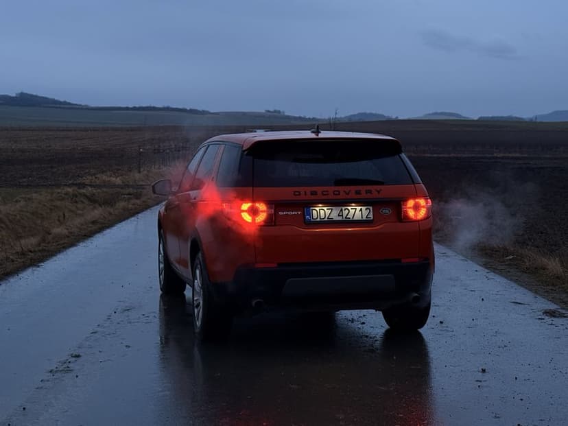 Land rover discovery sport