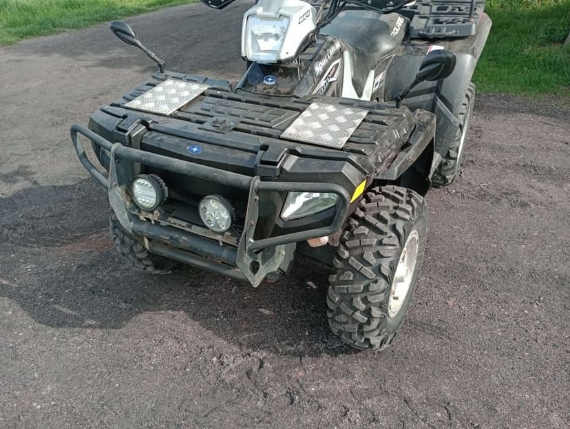 Polaris sportsman 800 EFI 4x4 na części