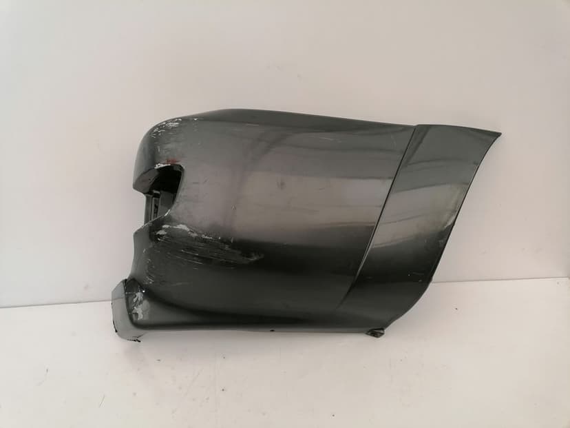 Toyota Hilux Surf 4runner narożnik zderzaka prawy tył tylny zderzak