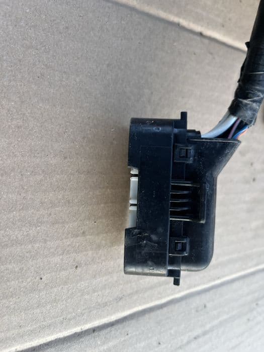 Suzuki jimny  1.5 DDIS  instalacja elektryczna czesci