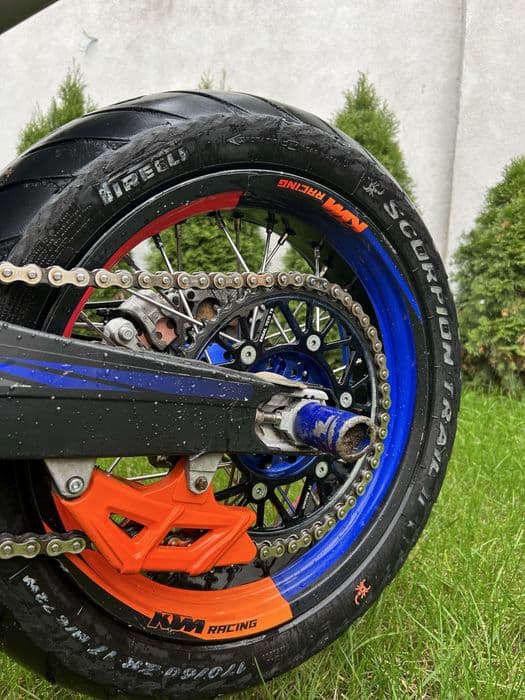 KTM Exc-F 450 Six Days 2015 2 mapy zaplonu Wiele dodatkow