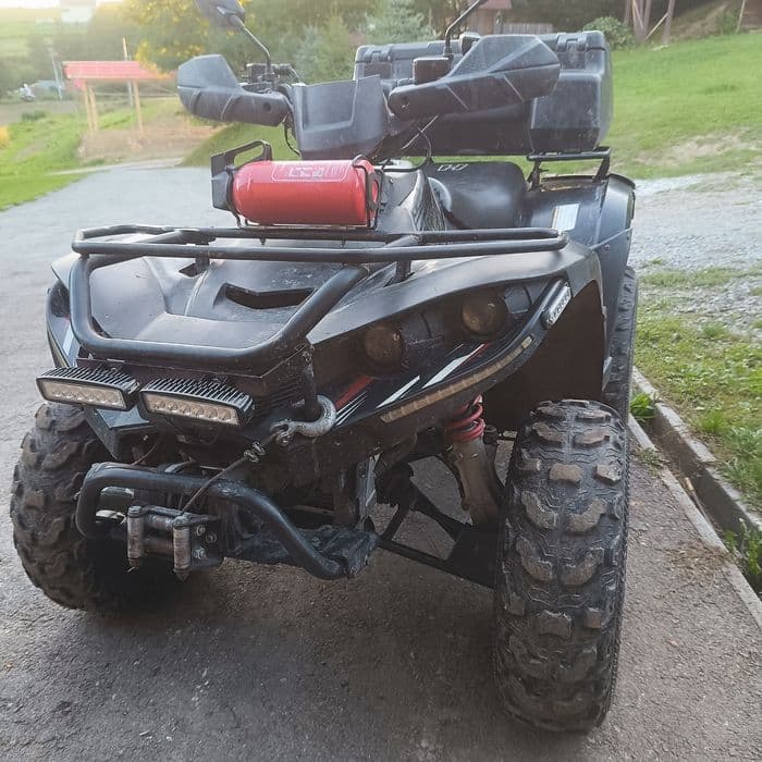 Quad linhai 420 + pług do śniegu.