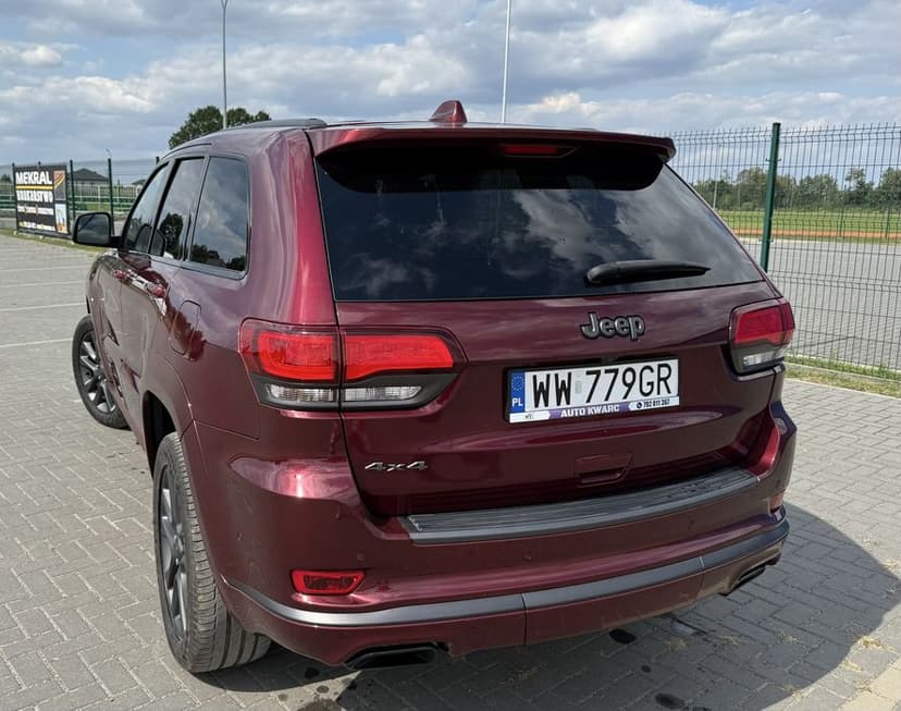 Jeep Grand Cherokee Overland Attitude