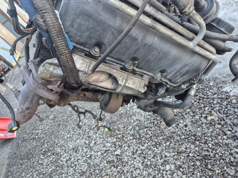 Jeep Cherokee KJ silnik 3.7 polift 05-06r uszkodzony