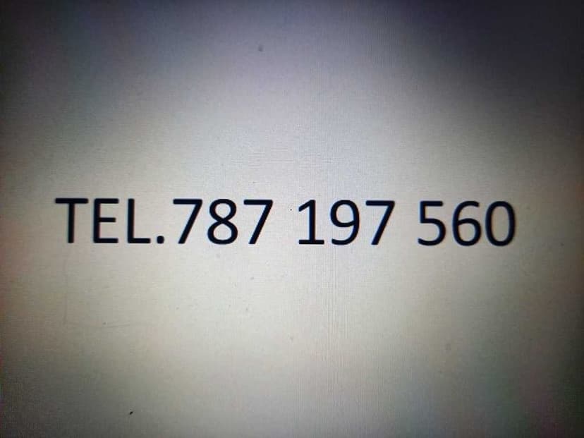Nowa osłona klapy bagażnika toyota Hilux VIII hilux 8 boczek