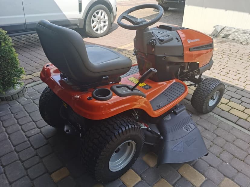 Traktorek kosiarka Husqvarna TS138L  tylko 47mh JAK NOWY