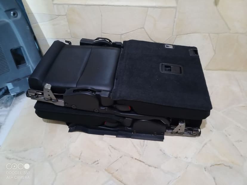 III rząd foteli Toyota Land Cruiser J150,  3 rząd, kanapa