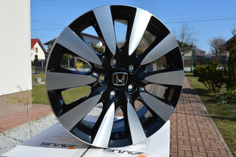 Felgi 17" 5x114,3 Honda Civic Accord CR-V FR-V MR-V Pilot #521