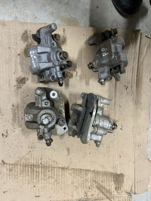 Zacisk zaciski hamulcowe yamaha grizzly 550/700 kodiak 700 prawy lewy