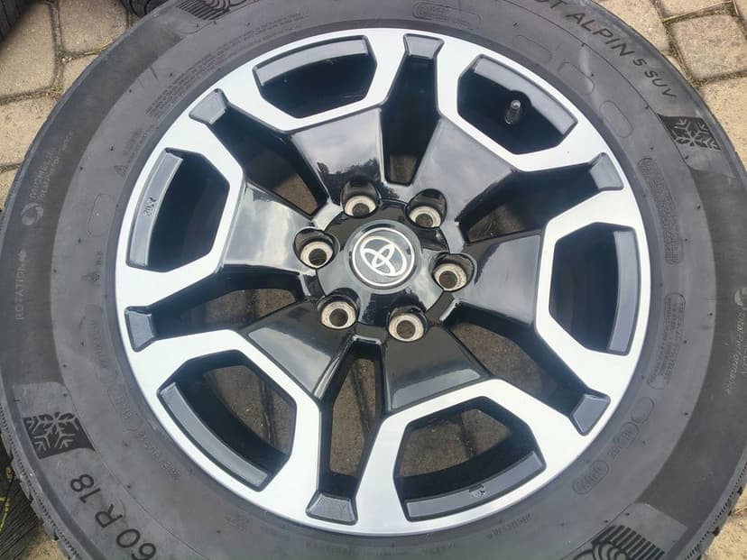 Felgi aluminiowe oryginalne TOYOTA HILUX 6x139,7  18x7,5J R18