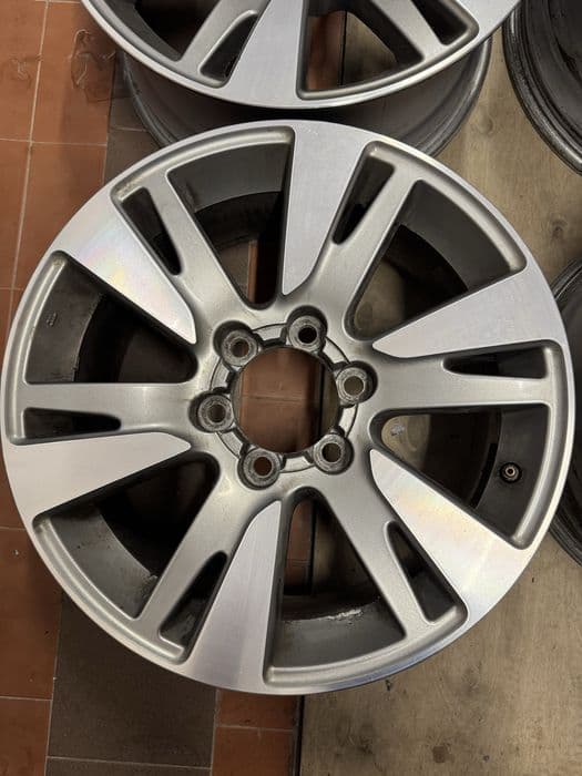 Felgi Toyota Land Cruiser 150 18” 7.5” oryginalne z czujnikami TPMS