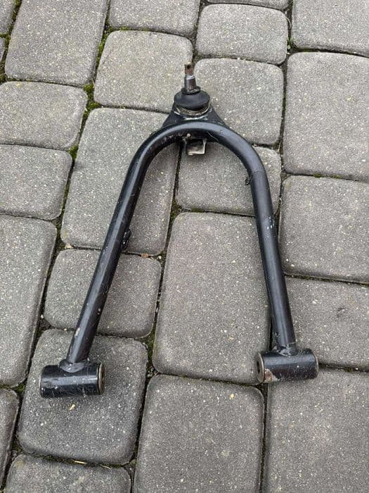 Suzuki LTZ 400 wahacz prawy gorny OEM 2003-2008