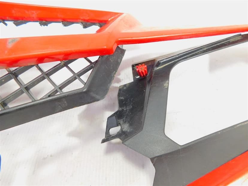 PLASTIK PRZÓD GRIL ATRAPA CAN-AM OUTLANDER MAX G1 705003080