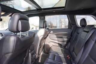 Jeep Grand Cherokee z roku 2018 | 4x4 | Automat | 64 000 km