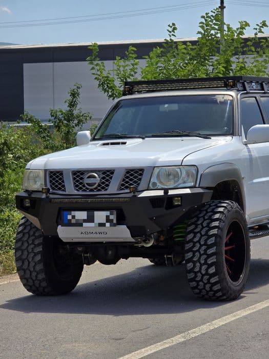 Zderzak przedni stalowy przód Offroad 4x4 Nissan Patrol Y61