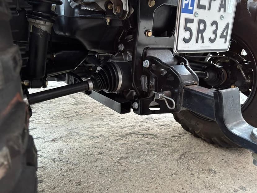 Can am Outlander max DPS 1000R, 2500km/82godz.