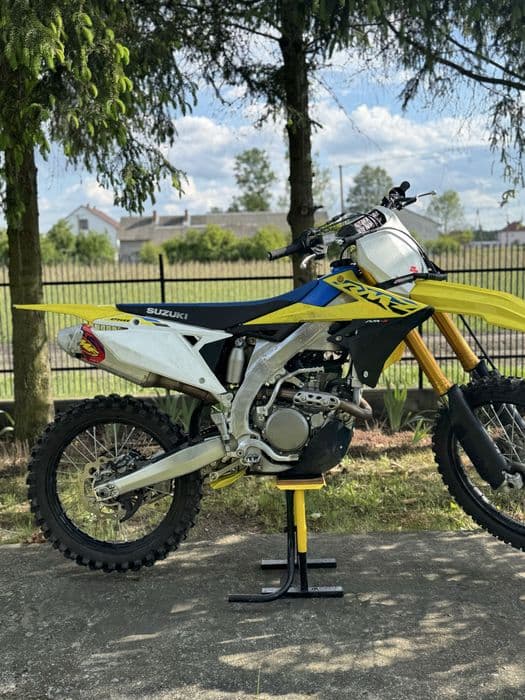Sprzedam suzuki rmz250 rok2023