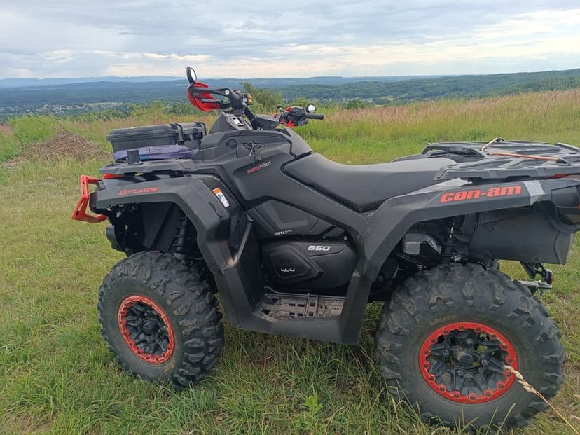 Quad can am 650xt