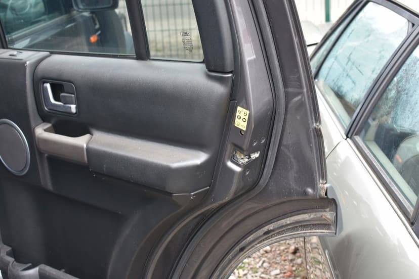 Zamek drzwi prawy przód/tył Land Rover Discovery 3 Centralka EU