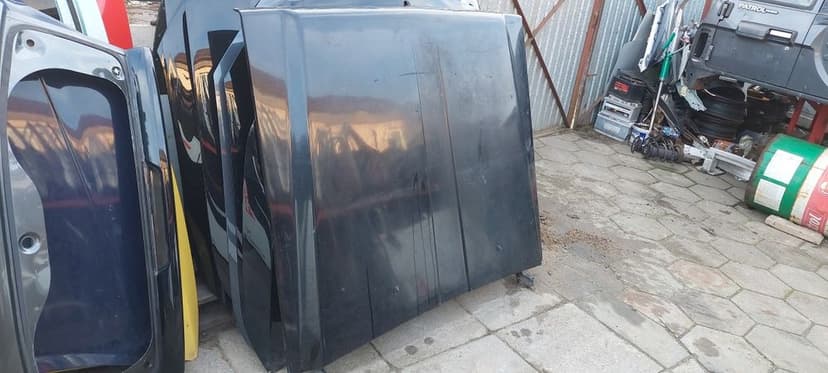 Nissan Patrol K260 maska pokrywa silnika oryginalna