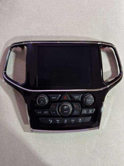 Radio Panasonic Jeep Grand Cherokee WK2 2019 EU