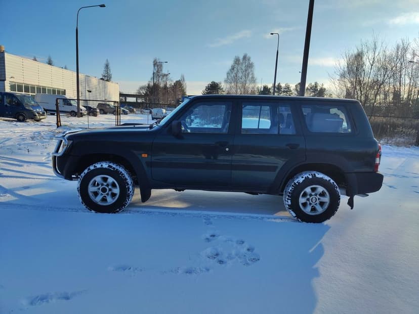 Nissan Patrol Y61 GR 2,8 TD 129KM _ Opłacony _ Francja