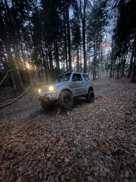 SUZUKI JIMNY – przygotowany do off-roadu | lift | wyciągarka | snorkel