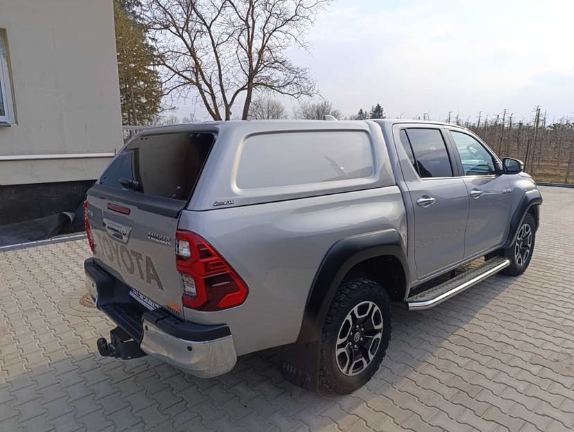 Toyota Hilux 2.8 D-4D 204 KM z 2021 | Salon PL
