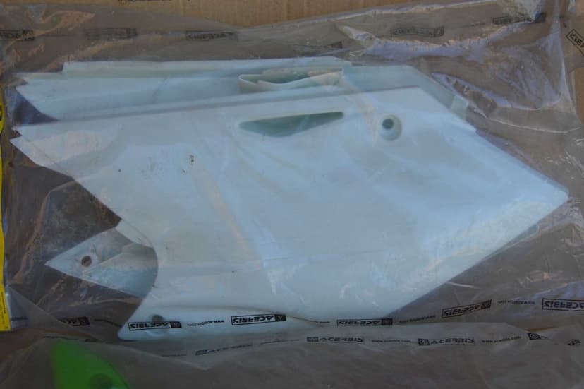 Kawasaki KX 250 '04r ACERBIS owiewki plastiki osłony NOWE