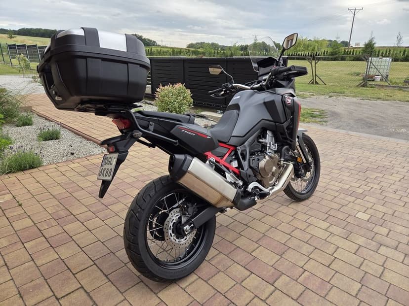 Africa Twin CRF1100 Super stan