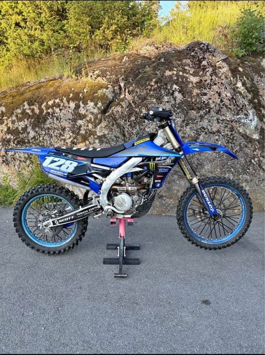 Yamaha yz yzf250 2022 rok tylko 112mth od nowości, transport