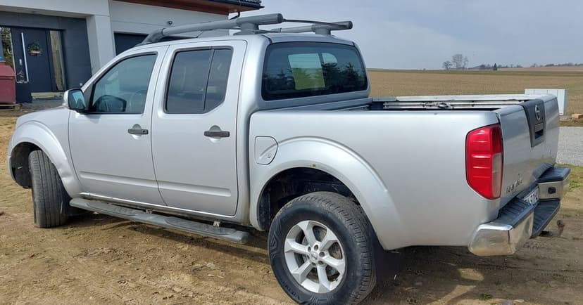Nissan navara D40
