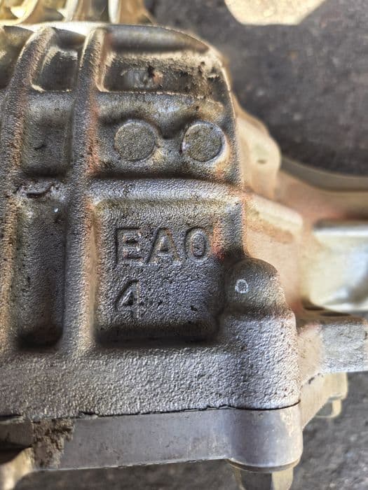 Dyfer przód nissan navara d40 3.0 v6 2014r automat