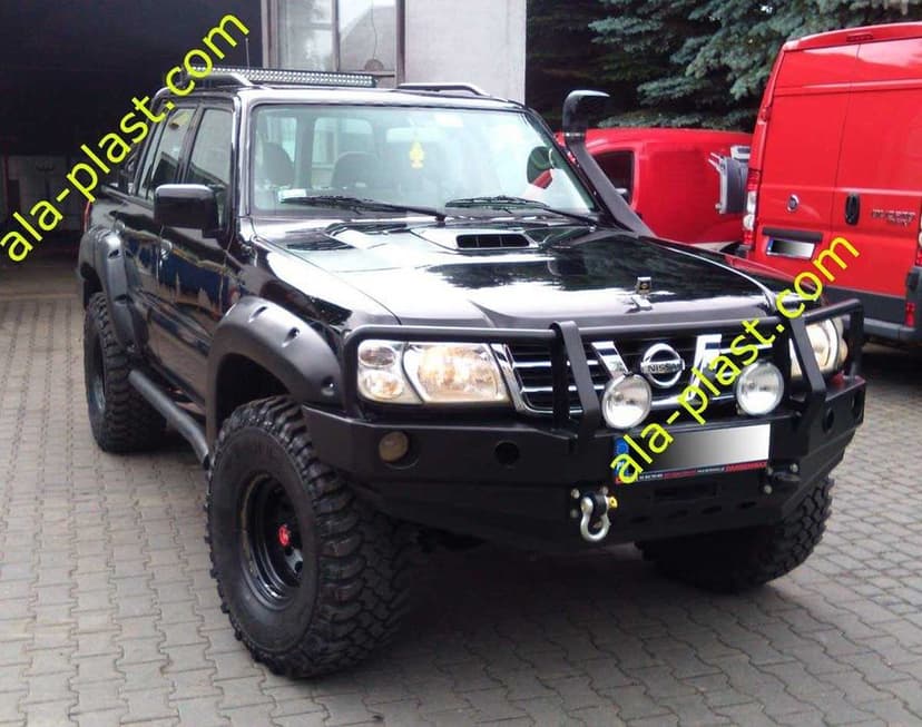 Nissan Patrol GU4 -  5 drzwi Y61 - poszerzenia nadkoli