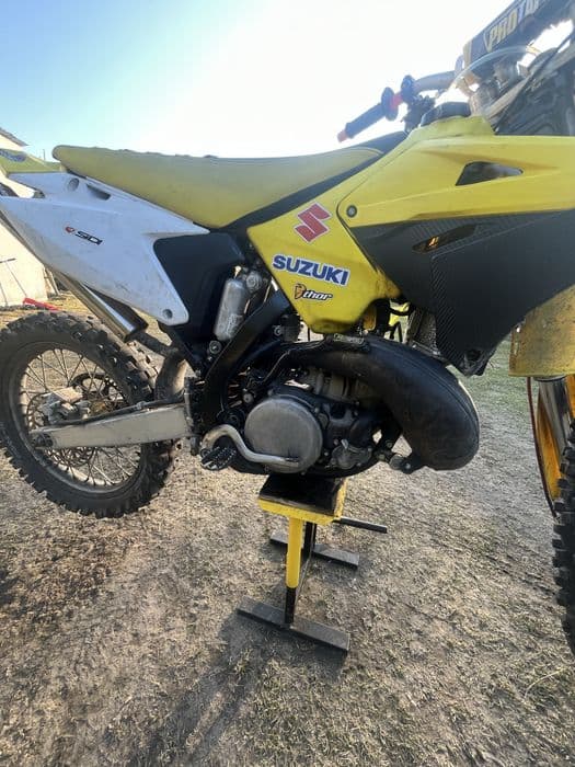 Suzuki RM 250 Rok 2001