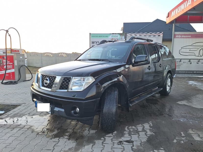 Nissan Navara 2.5 dCi 4x4 pickup