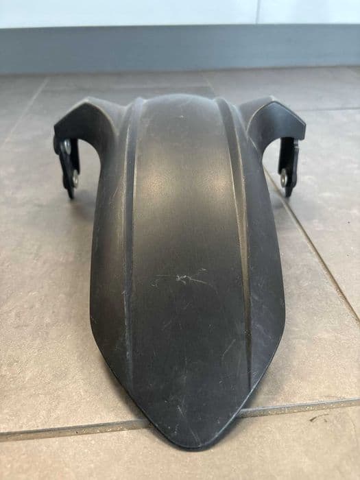 Błotnik przedni Nadkole Yamaha WR125, 2009-14 [1.1]